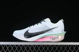 Picture of Nike VaporFly _SKUfw20772080375845673fw